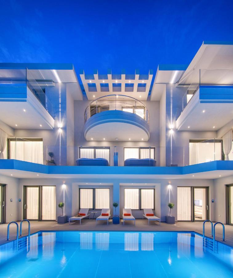 Livinghome Suites Parga Exteriér fotografie