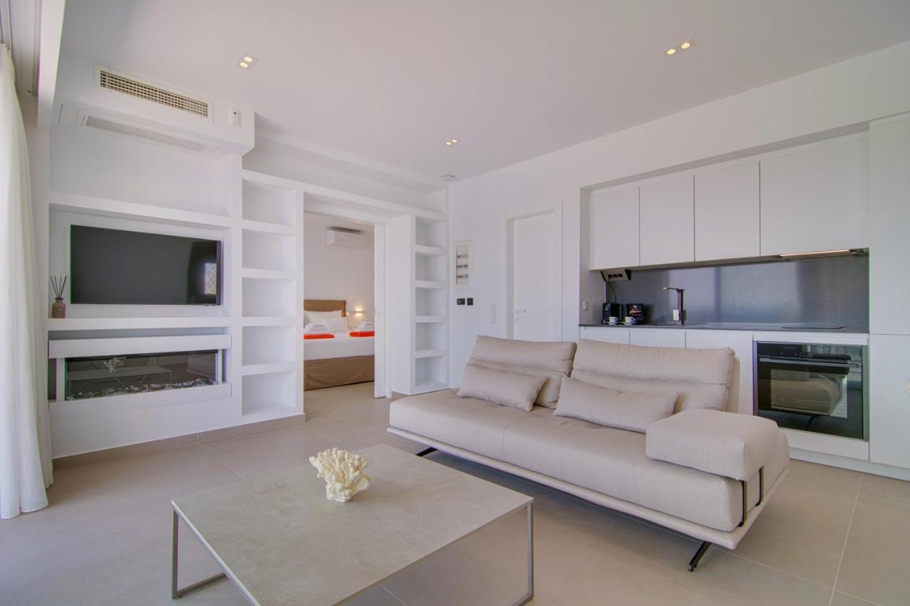 Livinghome Suites Parga Exteriér fotografie