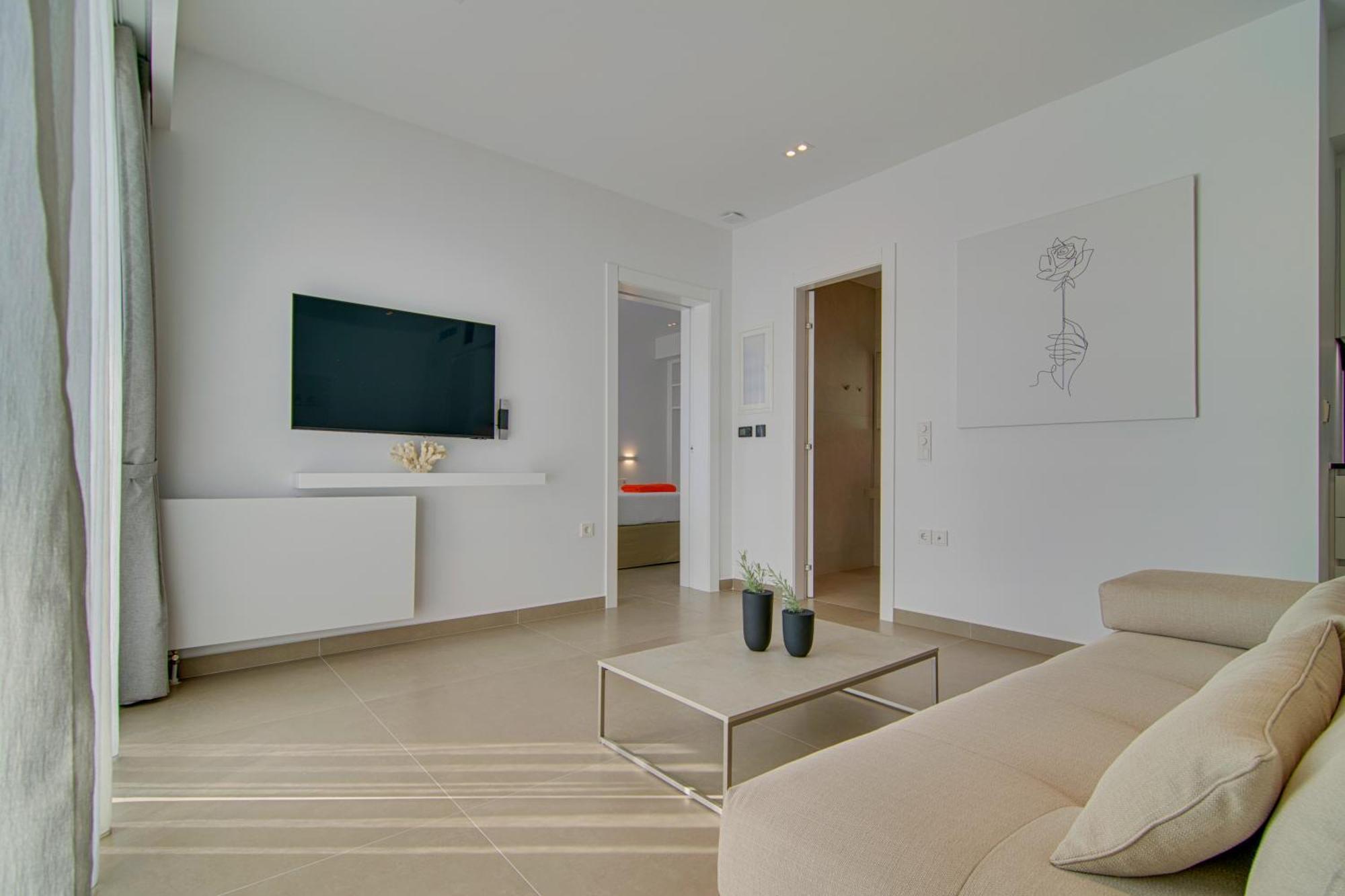 Livinghome Suites Parga Exteriér fotografie